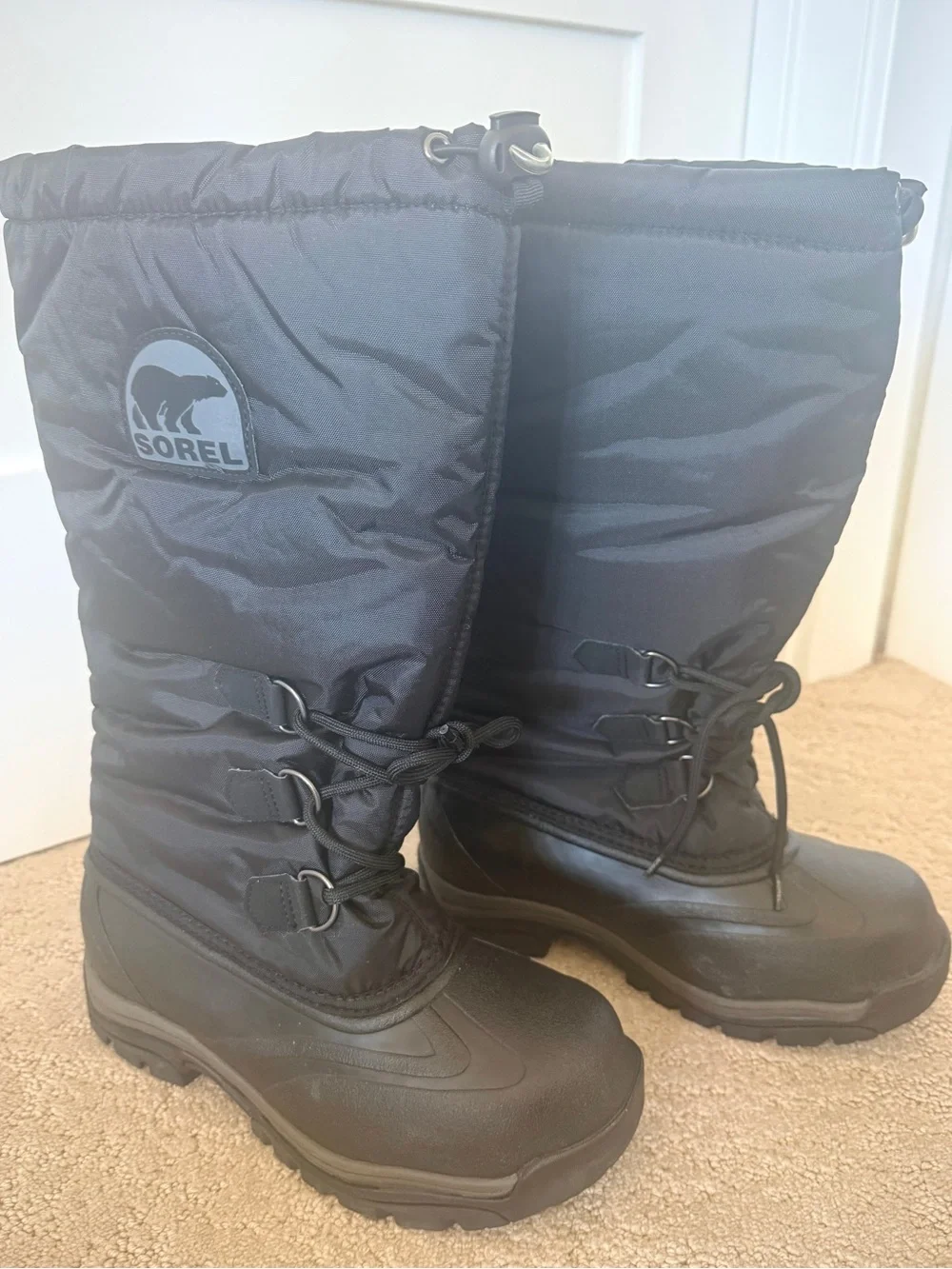 Sorel Snowlion Women’s Winter Snow Boots – Size 7 – Black – New with Box